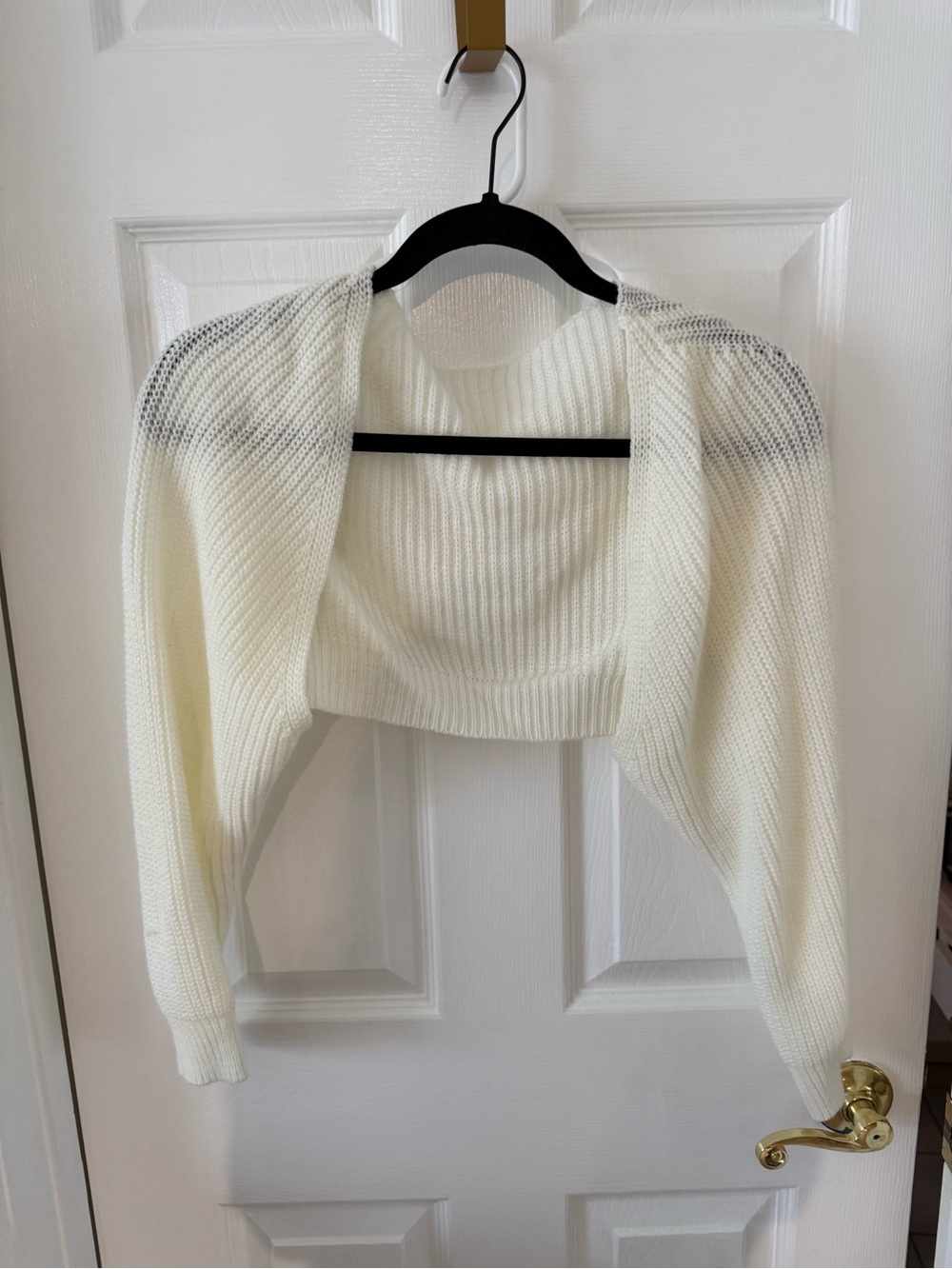 Cropped Open-Front Women’s Sweater Shrug - White